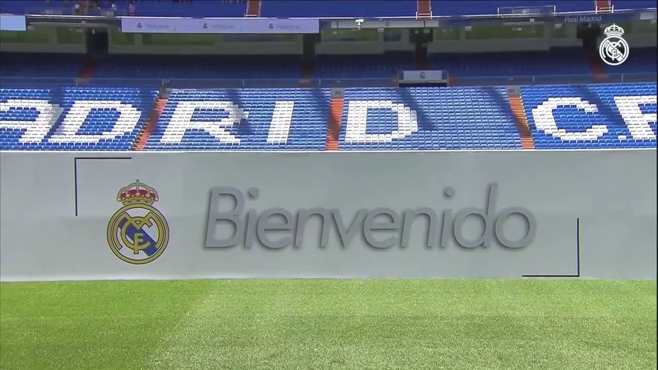 Thibaut Courtois Real Madrid Pitch Presentation at the BERNABEU thibaut courtois real madrid pit
