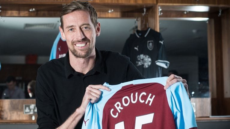 Peter Crouch returns to Premier League at age of 38 after signing for Burnley peter crouch