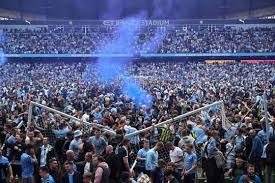 Premier League agree to fan bans for pitch invasions, discriminatory behaviour Fan ban